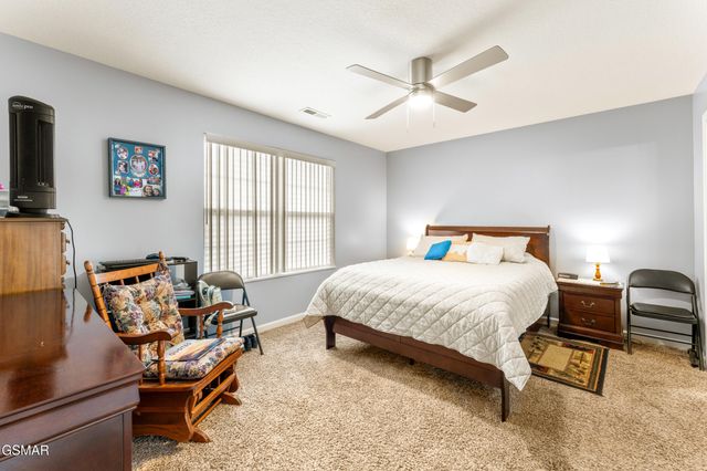 1709 Watauga Street, Sevierville, TN 37876