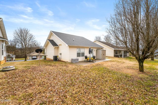 1709 Watauga Street, Sevierville, TN 37876