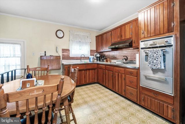 37 MARTA DR, Wilmington, DE 19808