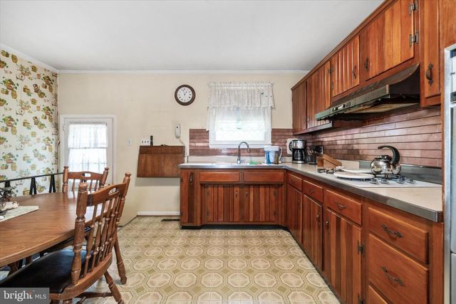 37 MARTA DR, Wilmington, DE 19808
