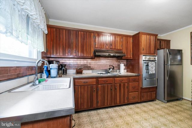 37 MARTA DR, Wilmington, DE 19808
