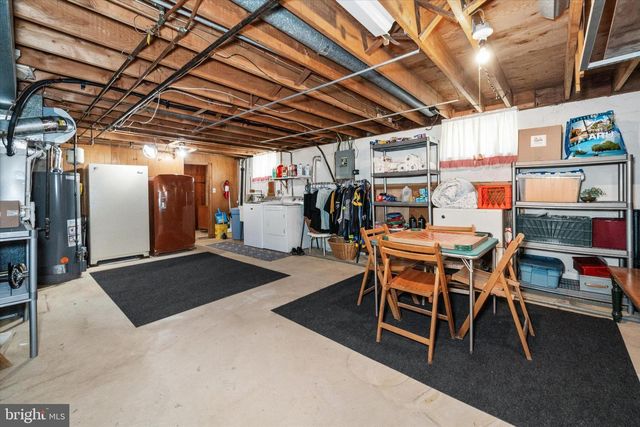 37 MARTA DR, Wilmington, DE 19808