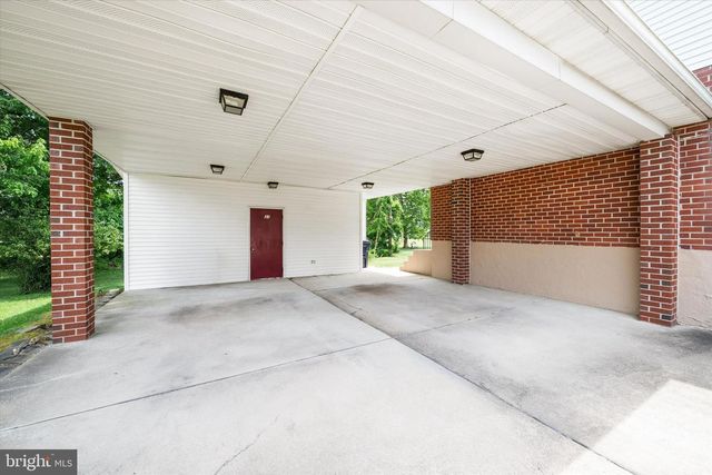 37 MARTA DR, Wilmington, DE 19808