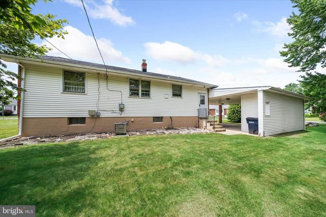 37 MARTA DR, Wilmington, DE 19808