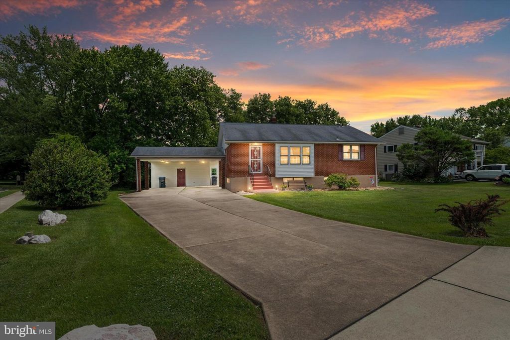 37 MARTA DR, Wilmington, DE 19808