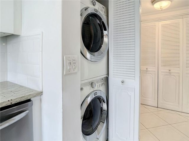 6342 Longboat Ln 404, Boca Raton, FL 33433