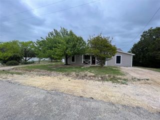 5007 Enchanted Court, Granbury, TX 76048