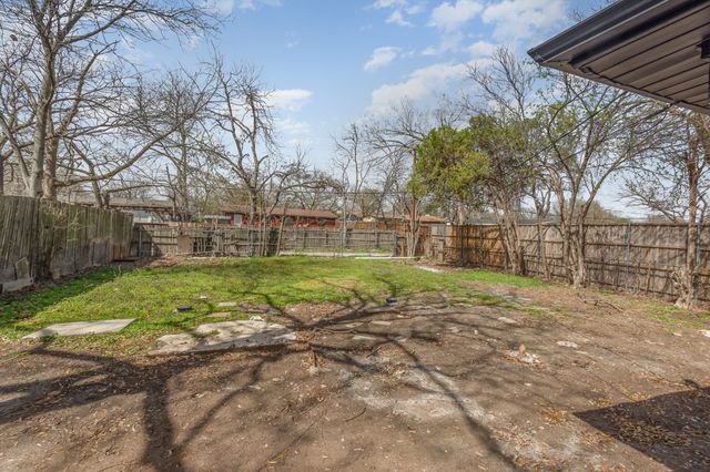 3227 Mayhew Drive, Dallas, TX 75228
