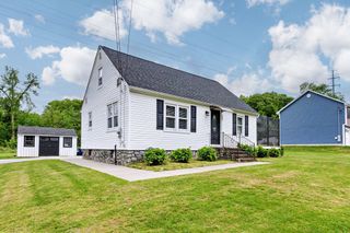 151 Labelle St, West Springfield, MA 01089