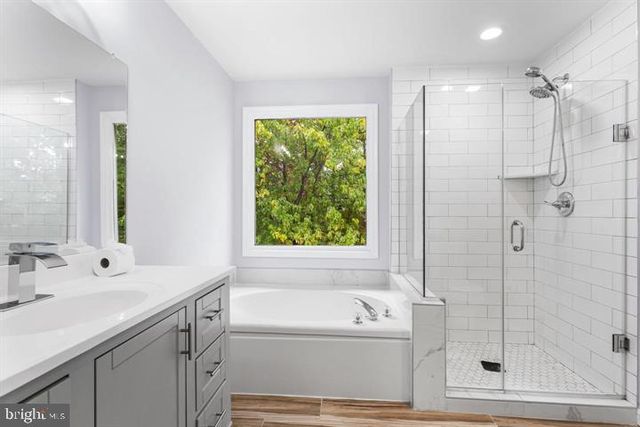 2807 FALLING BROOK, Hyattsville, MD 20783