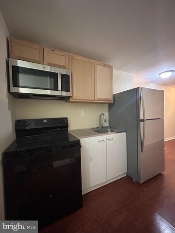 2807 FALLING BROOK, Hyattsville, MD 20783