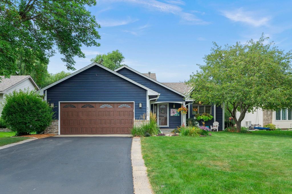 5266 River Wood Drive, Savage, MN 55378