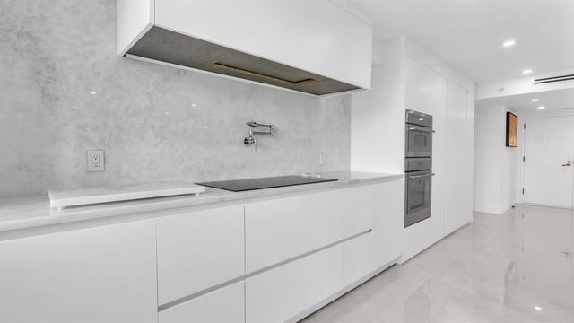 901 E CAMINO REAL 2A, Boca Raton, FL 33432