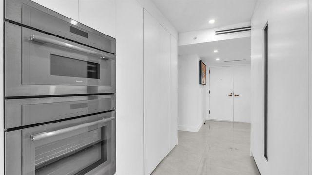 901 E CAMINO REAL 2A, Boca Raton, FL 33432
