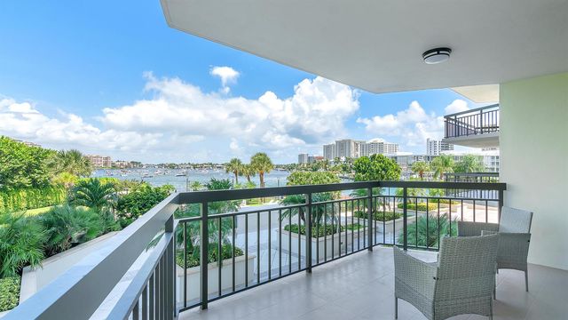 901 E CAMINO REAL 2A, Boca Raton, FL 33432