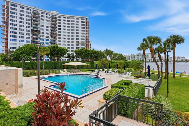 901 E CAMINO REAL 2A, Boca Raton, FL 33432