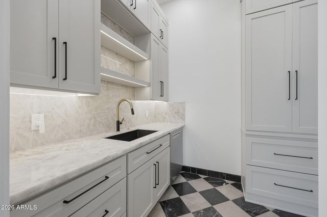 10318 N 99TH Street, Scottsdale, AZ 85258