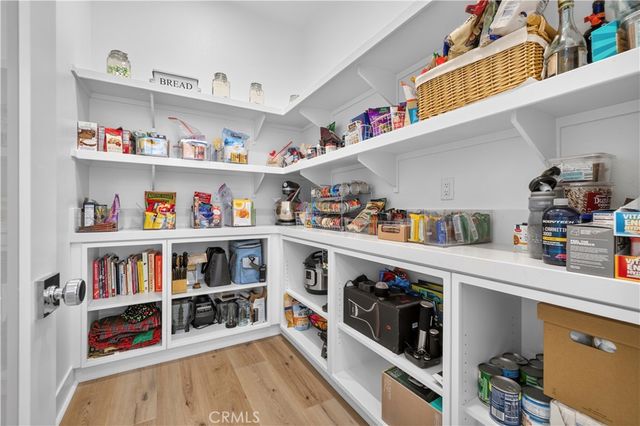29599 Paseo Guijarro, Valencia, CA 91354