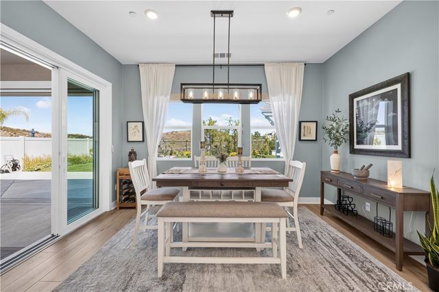 29599 Paseo Guijarro, Valencia, CA 91354