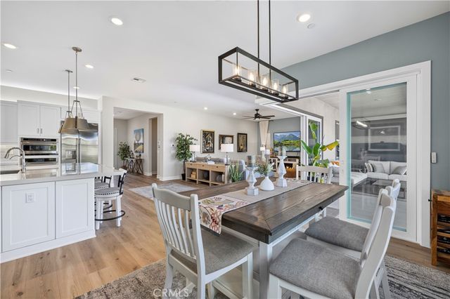 29599 Paseo Guijarro, Valencia, CA 91354