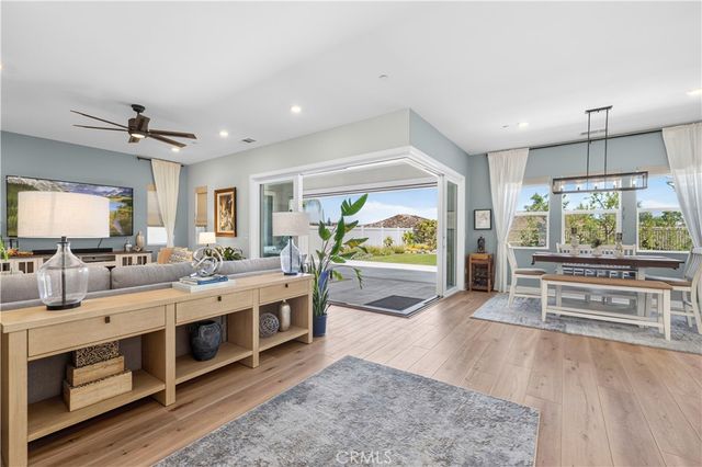 29599 Paseo Guijarro, Valencia, CA 91354
