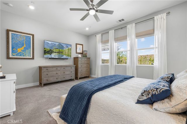 29599 Paseo Guijarro, Valencia, CA 91354