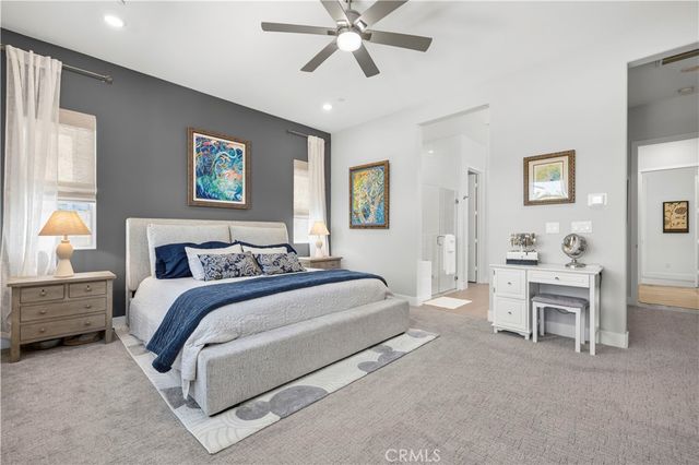 29599 Paseo Guijarro, Valencia, CA 91354