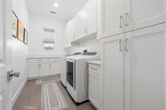 29599 Paseo Guijarro, Valencia, CA 91354