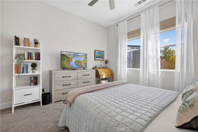 29599 Paseo Guijarro, Valencia, CA 91354