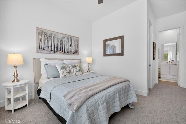 29599 Paseo Guijarro, Valencia, CA 91354