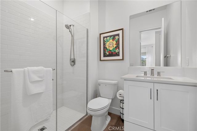 29599 Paseo Guijarro, Valencia, CA 91354