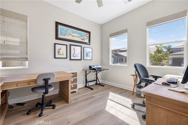 29599 Paseo Guijarro, Valencia, CA 91354
