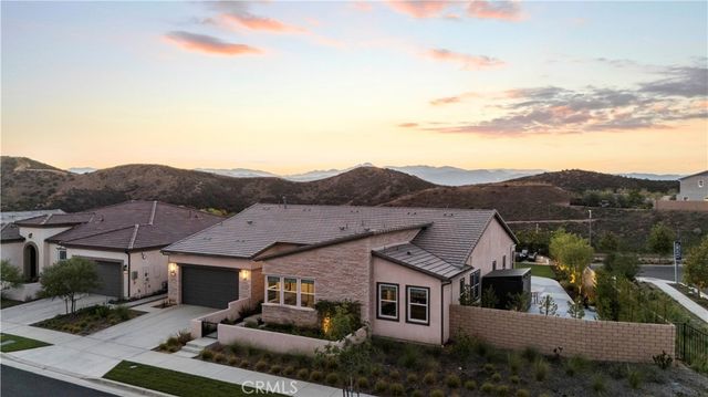 29599 Paseo Guijarro, Valencia, CA 91354
