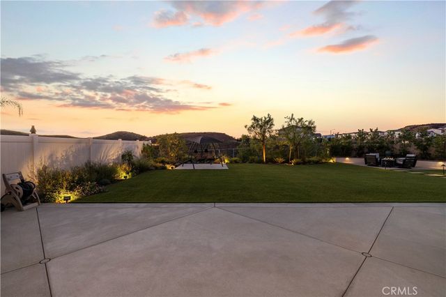 29599 Paseo Guijarro, Valencia, CA 91354