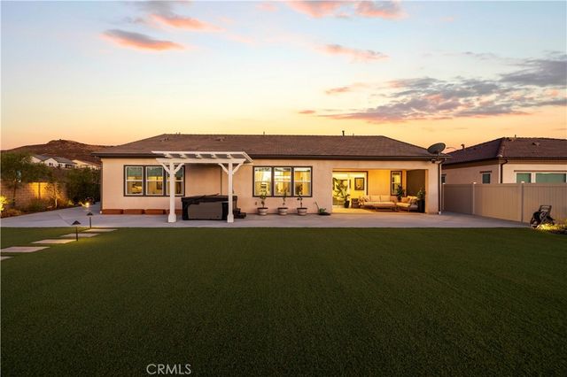 29599 Paseo Guijarro, Valencia, CA 91354