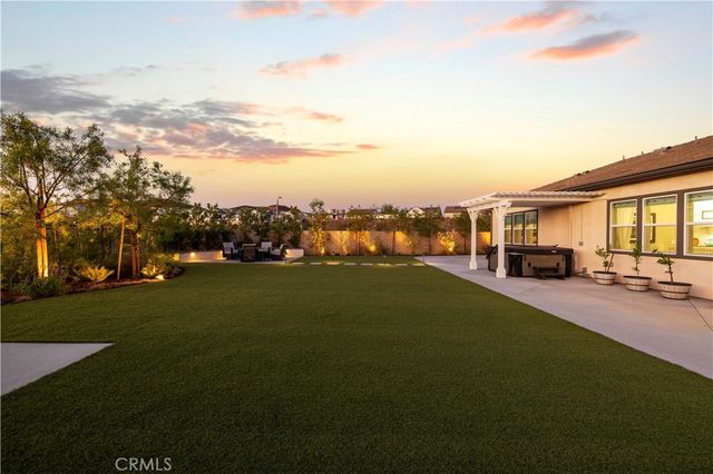 29599 Paseo Guijarro, Valencia, CA 91354