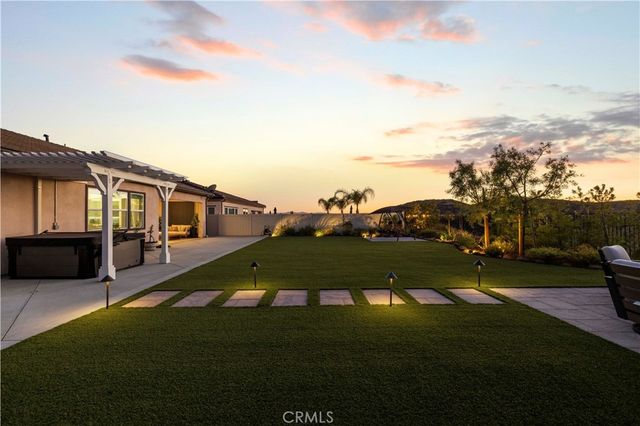 29599 Paseo Guijarro, Valencia, CA 91354
