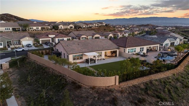 29599 Paseo Guijarro, Valencia, CA 91354