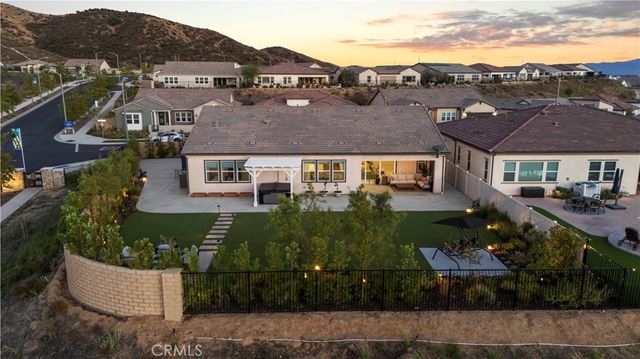 29599 Paseo Guijarro, Valencia, CA 91354