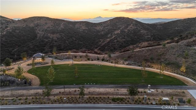 29599 Paseo Guijarro, Valencia, CA 91354