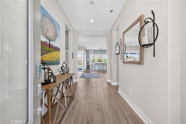 29599 Paseo Guijarro, Valencia, CA 91354