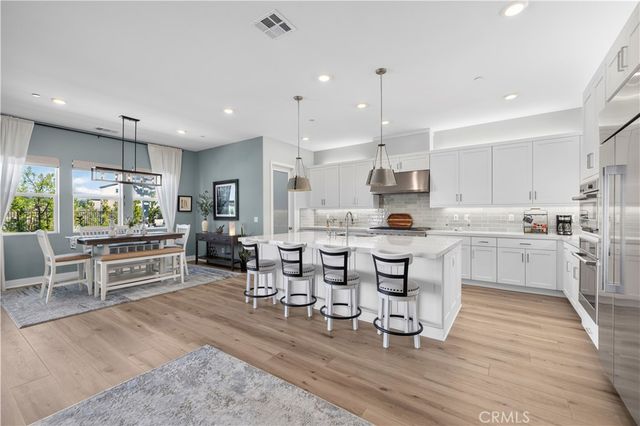 29599 Paseo Guijarro, Valencia, CA 91354