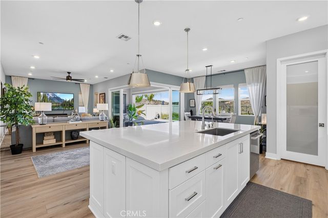 29599 Paseo Guijarro, Valencia, CA 91354
