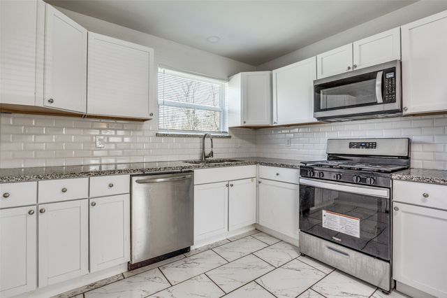 6028 Golden Gate Circle, Dallas, TX 75241