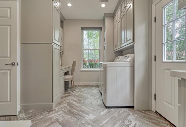 47 Firethorn Place, The Woodlands, TX 77382