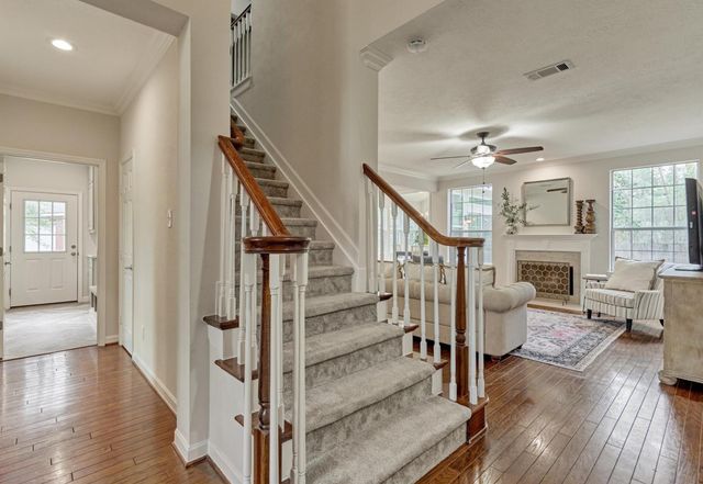 47 Firethorn Place, The Woodlands, TX 77382