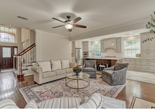 47 Firethorn Place, The Woodlands, TX 77382