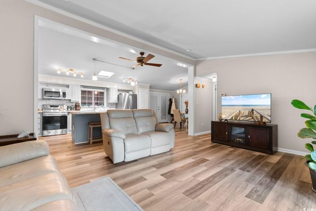 3093 Palmetto Dr., Murrells Inlet, SC 29576