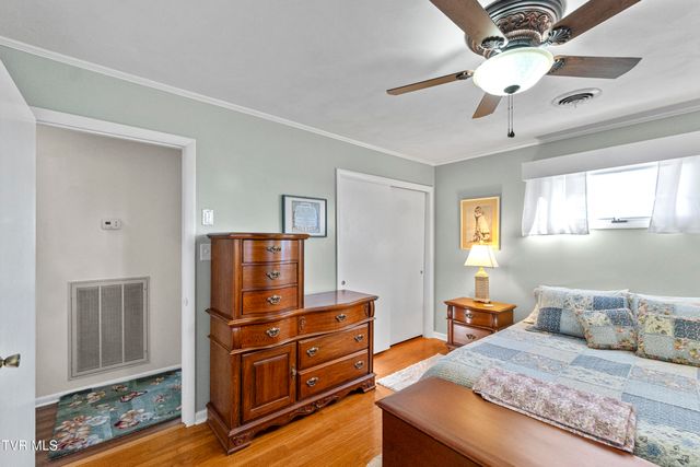 440 Walkertown Road, Afton, TN 37616