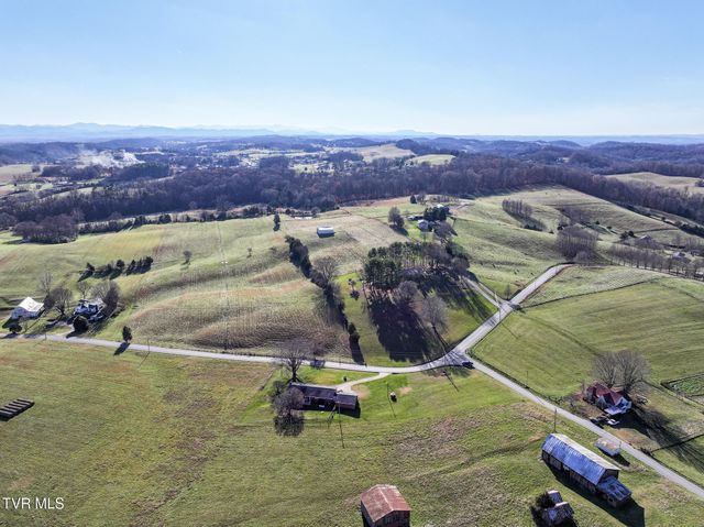 440 Walkertown Road, Afton, TN 37616